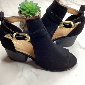 QUPID SIZE 9 BLACK SHOES PEEP TOE ANKLE HEELS ANKLE BOOTIE SUEDE BOOTS FALL NWOT